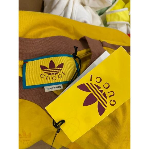 Gucci Adidas Rare Womens Logo V Neck T Shirt Gold Small - Picture 6 of 8